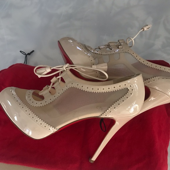 Shoes - Picture 7 of 8